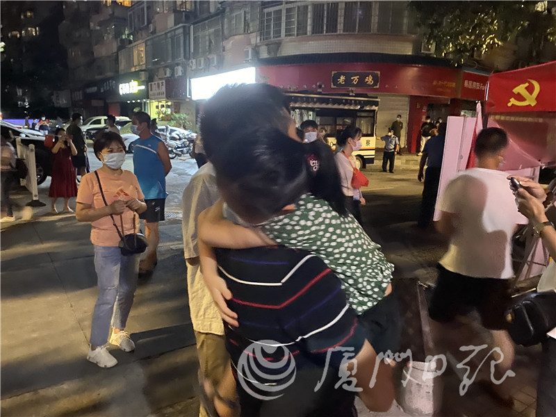 吕岭社区彩虹花园小区今晚解除封控 直击现场 新闻中心 厦门网